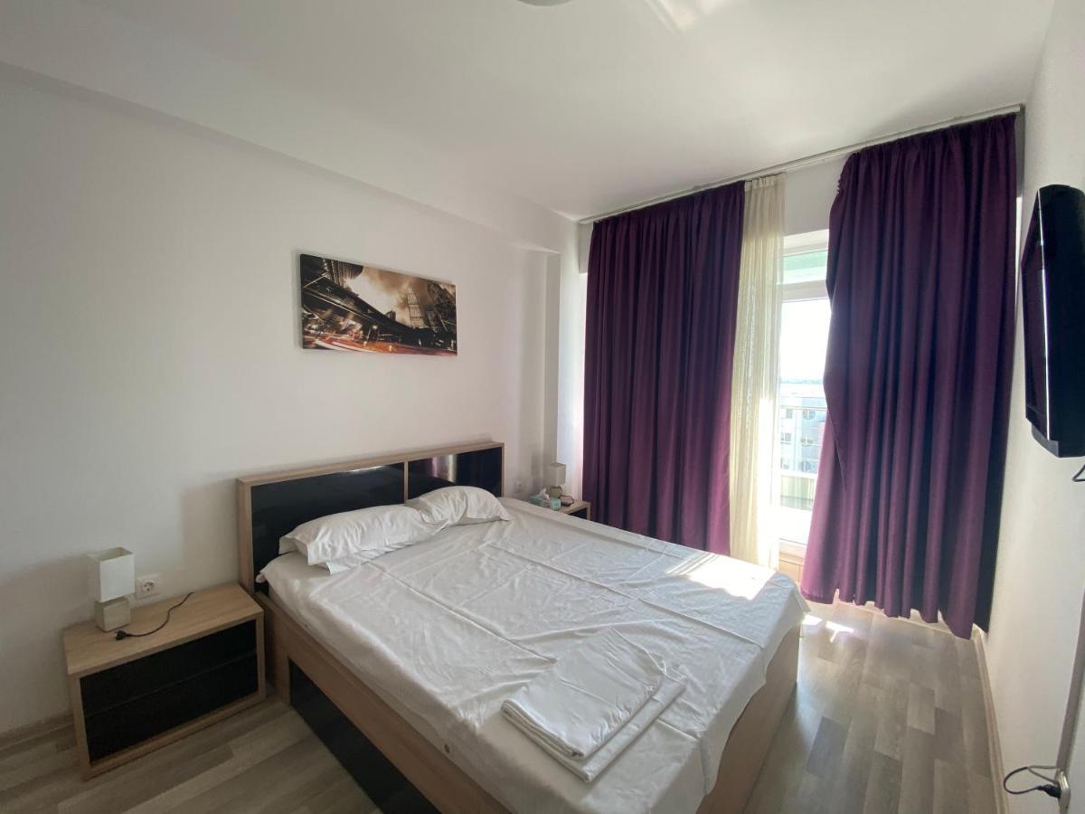 Apartament Crazy Summerland Mamaia Exterior photo
